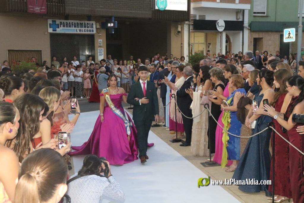Coronaci�n de la Reina de Fiestas de Alcora  y multitudinaria cena-baile de gala