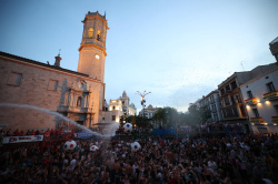 Burriana d�na el tret d'eixida a les Festes de la Miseric�rdia 2026 amb l'Entrada de Penyes i l'Esclafit