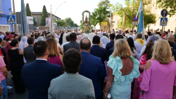 La Mare de D�u de Gr�cia protagonitza una process� a Vila-real amb recorregut ampliat i ofrena de flors