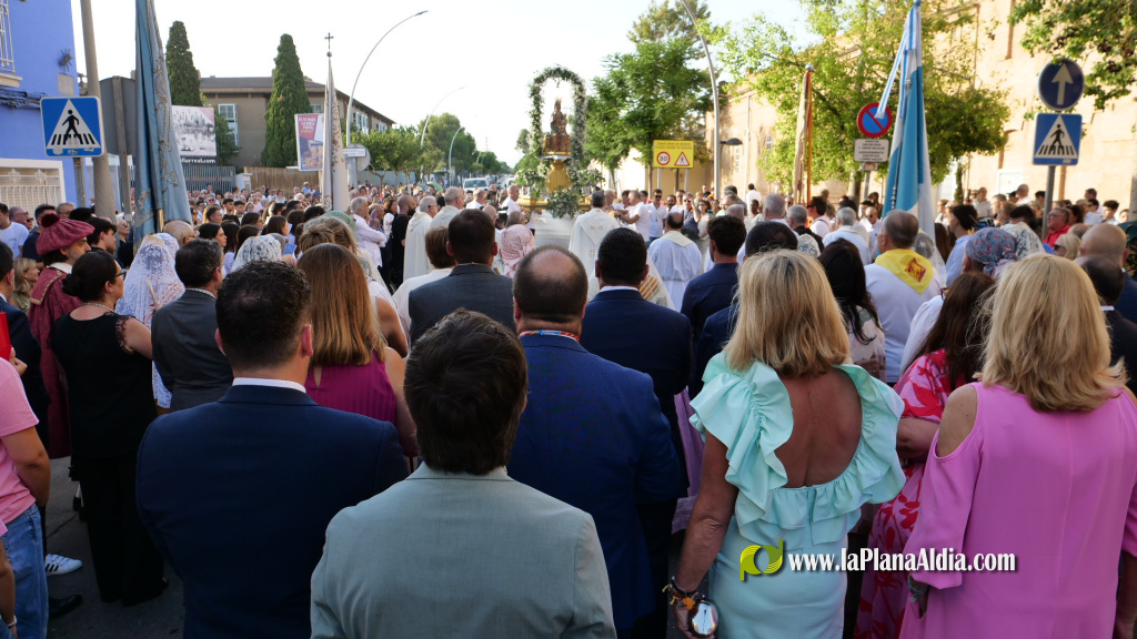 La Mare de D�u de Gr�cia protagonitza una process� a Vila-real amb recorregut ampliat i ofrena de flors