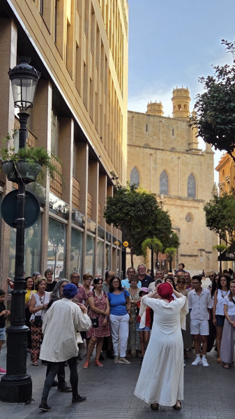 Éxito de la primera visita teatralizada por el 775 aniversario de Castellón: todas las plazas agotadas