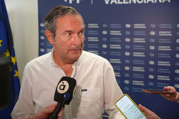 Nando Pastor celebra inicio de curso 26/27 con subida de 200 euros para docentes