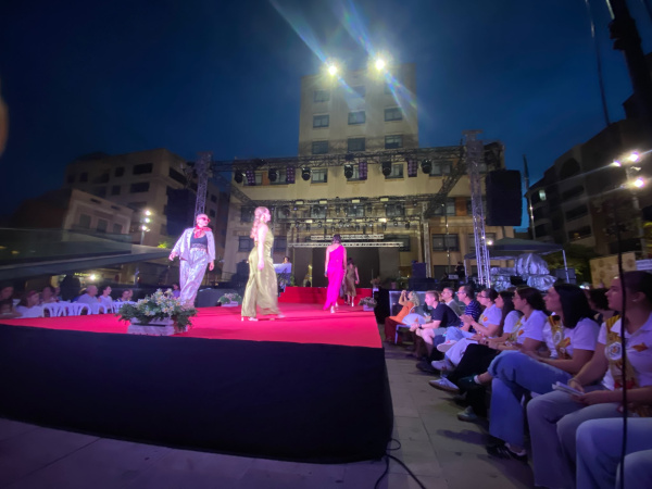 La Gala de la Moda de Vila-real exhibe las tendencias de la próxima temporada con la participación de 15 comercios locales