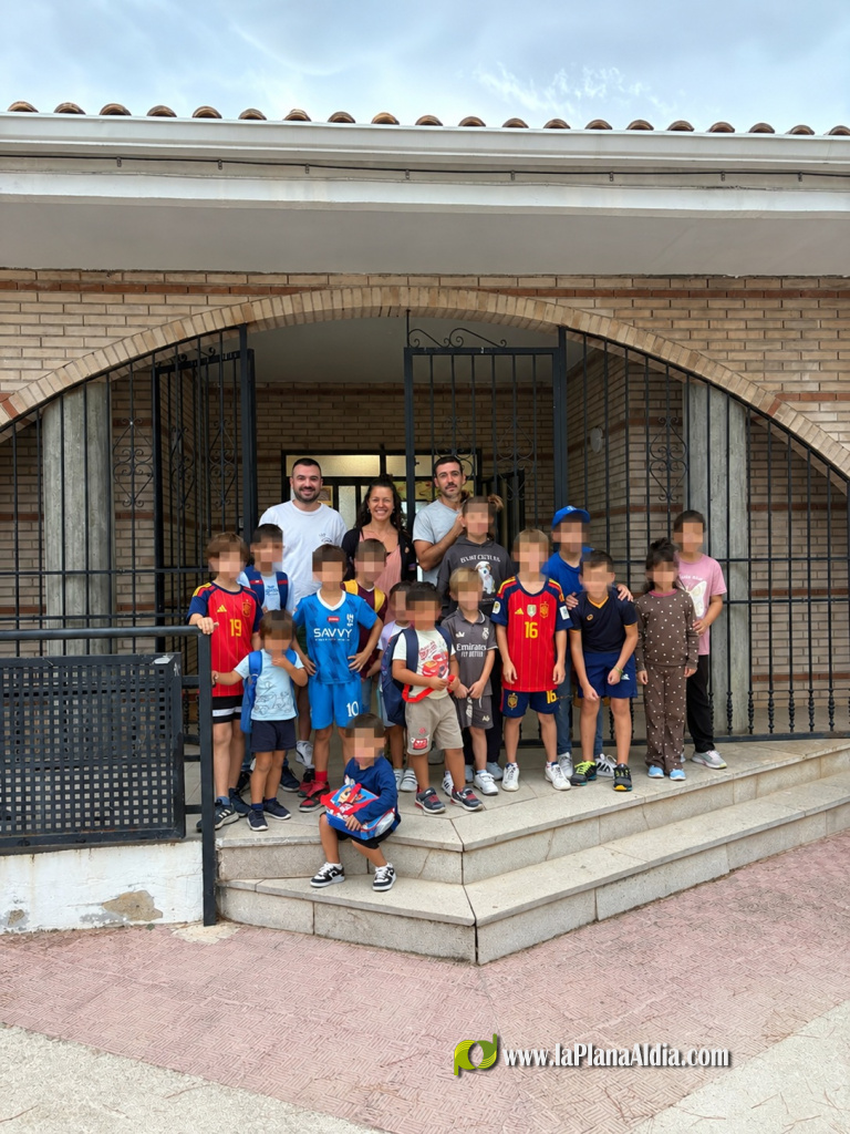 El colegio de la Villa de El Toro abre el curso 2026-2027 con 18 alumnos y servicios gratuitos