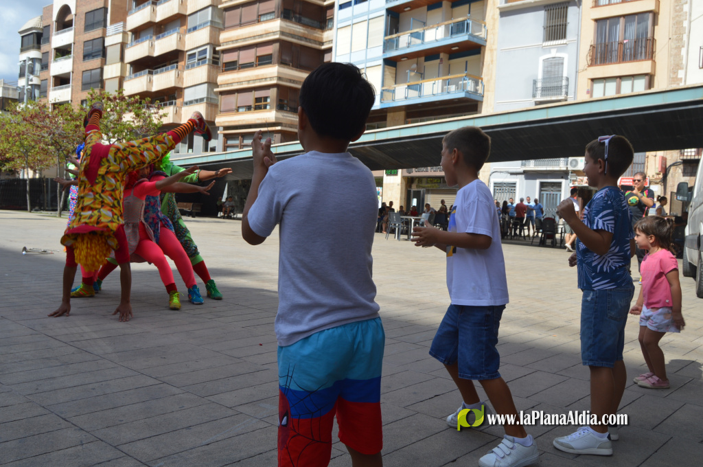 La Fundaci� Teatral Tchyminigagua, de Col�mbia, assisteix a les festes patronals de Vila-real