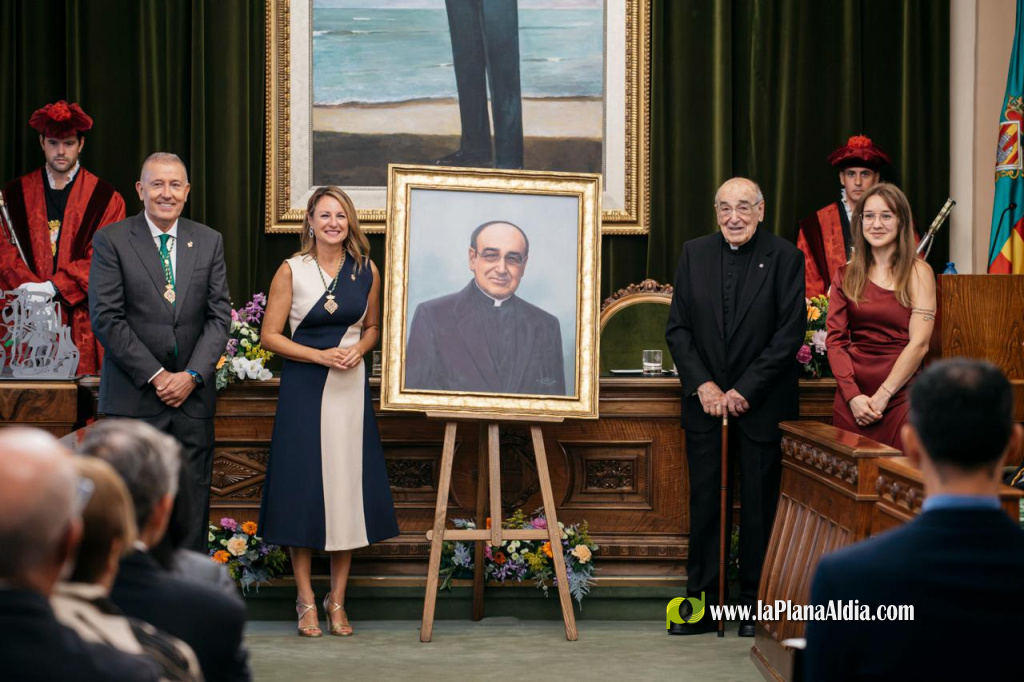 Castell� celebra 775 anys reconeixent a qui han constru�t i projectat la ciutat