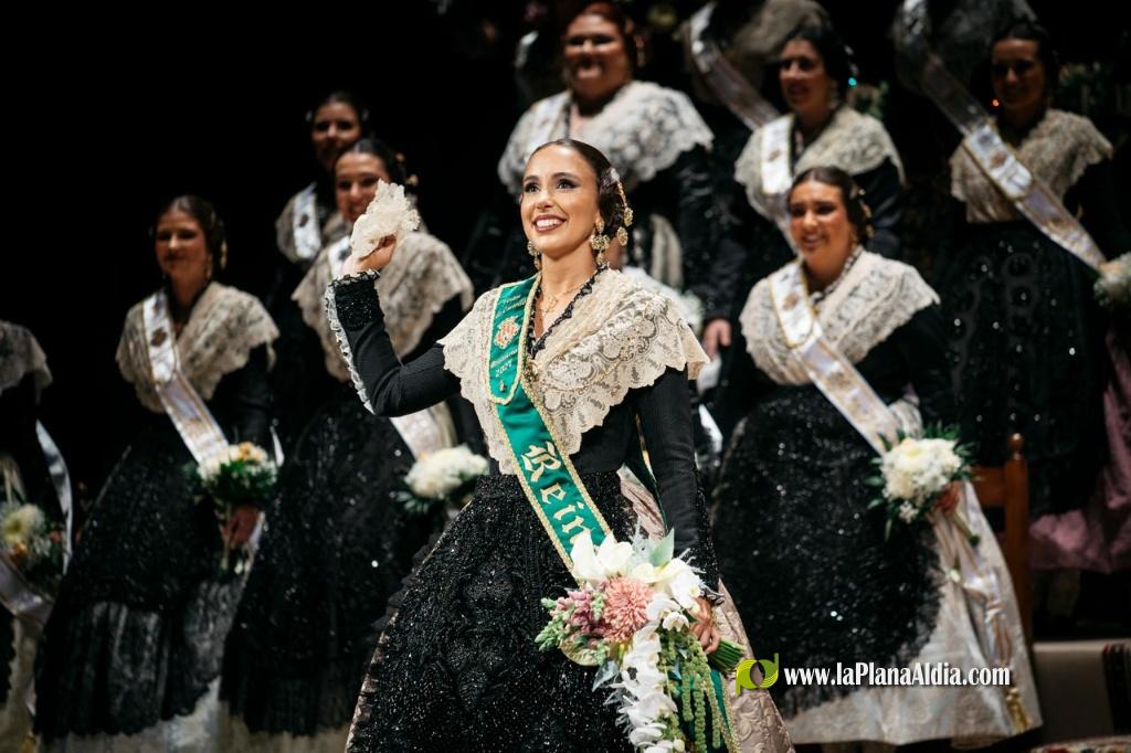 Maria Collados Marza proclamada Reina de les Festes de Castell� 2027