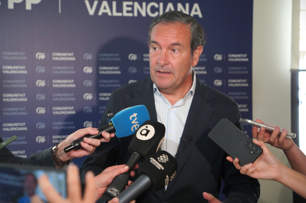Pastor exige explicaciones a Puig por la subvención de 80.000 euros a UGT durante la pandemia