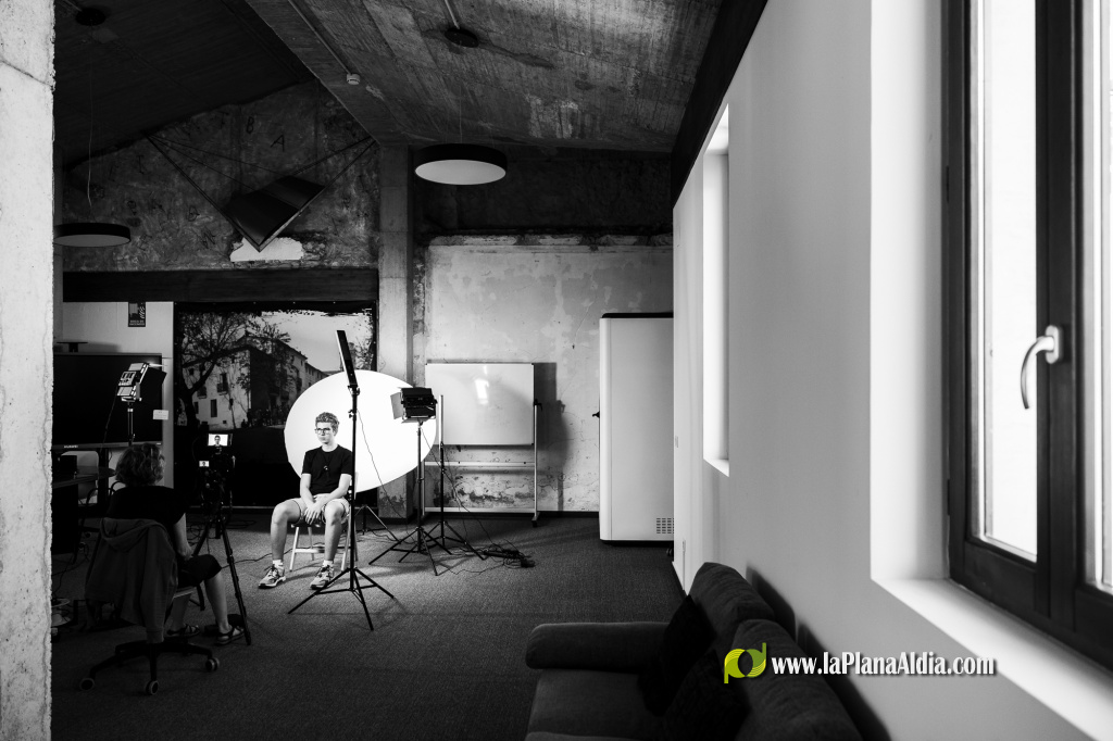 Interferencias EL/LA llega a Viver para presentar su archivo multimedia sobre igualdad de género
