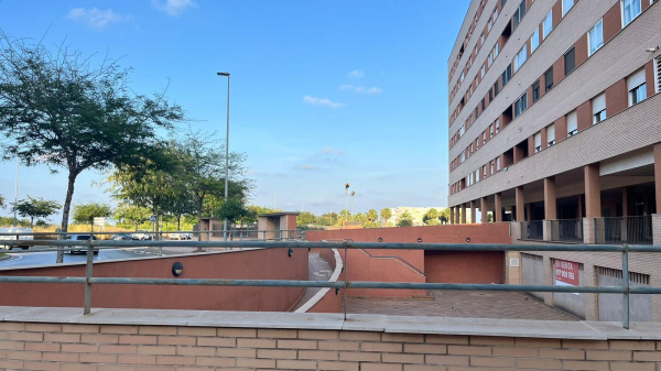 El PSPV exige a Carrasco aclarar permisos para convertir bajos comerciales en miniviviendas en Castelló