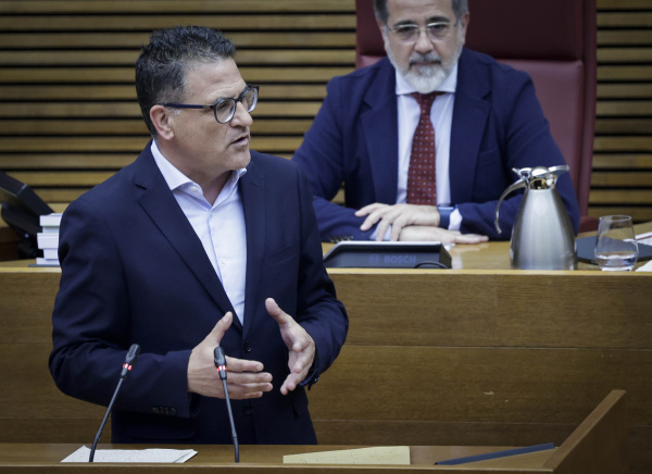 El PP denuncia nuevo agravio a Alicante por la exclusión de la segunda pista del aeropuerto Alicante-Elche en el plan DORA III