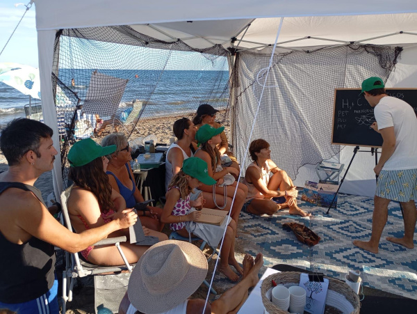 Castellón cierra la campaña Huellas Positivas 2026 con balance de residuos, colillas y microplásticos en sus playas
