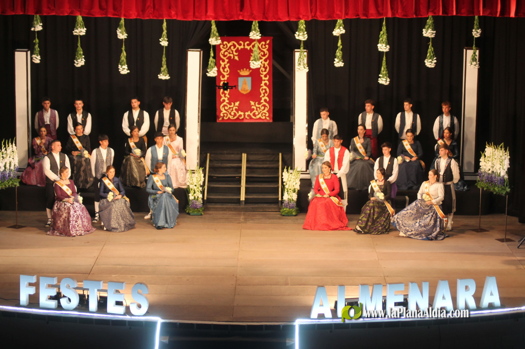 Almenara viu una nit m�gica amb la presentaci� dels festers i festeres 2026
