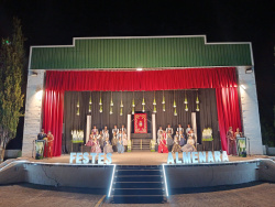 Almenara viu una nit m�gica amb la presentaci� dels festers i festeres 2026