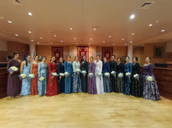 Almenara viu una nit m�gica amb la presentaci� dels festers i festeres 2026