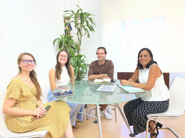 El Ayuntamiento de Castellón y el Consell de la Joventut acercan a los jóvenes iniciativas de interés y espacios para la participación en la Fira d'Entitats
