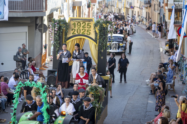 cabanes-conmemora-el-centenario-de-las-festes-de-l-aigua-con-la-proyeccion-de-un-documental