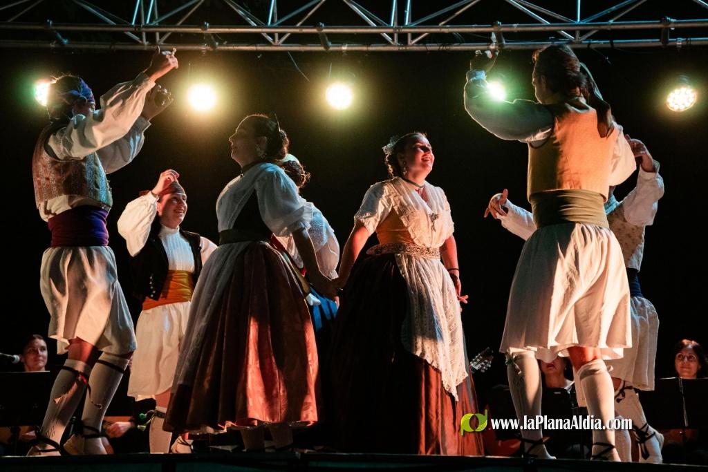 L?Alcora celebra el 9 d?Octubre con m�sica, folclore, gigantes, danzas y actividades para todos los p�blicos