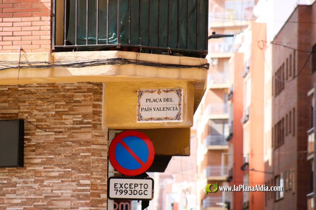 Endavant restituye el nombre de la plaza valenciana en Castellón de la Plana