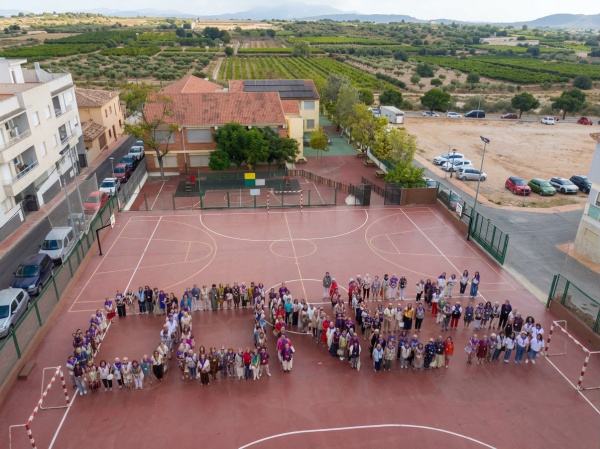 Càlig reúne a 14 asociaciones de mujeres en una Trobada Comarcal para recuperar el espíritu de hermandad en el Baix Maestrat