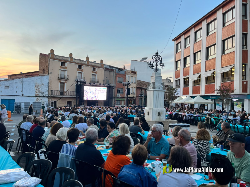 Cabanes recupera la memòria de les Festes de l'Aigua amb un documental per a la posteritat