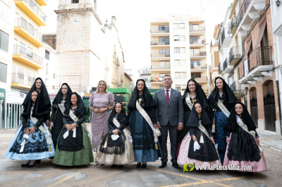 Marta Barrachina acompaña a los vecinos y vecinas de Lucena del Cid en la festividad de San Miguel Arcángel