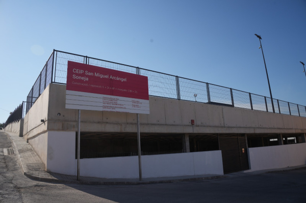 Soneja inaugura un nuevo colegio con una inversión de 4,7 millones para el mundo rural