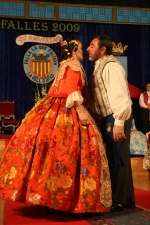La Falla la que faltava presenta sus nuevas Falleras Mayores.