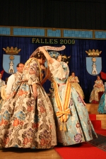 La Falla la que faltava presenta sus nuevas Falleras Mayores.