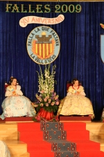 La Falla la que faltava presenta sus nuevas Falleras Mayores.