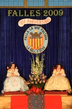 La Falla la que faltava presenta sus nuevas Falleras Mayores.
