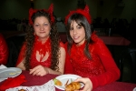 Las falleras celebran el Cabalgata del Ninot un día antes