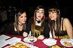 Las falleras celebran el Cabalgata del Ninot un día antes