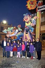 La nit de la 'plantà' llena de fiesta las calles