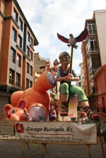 Las fallas ya lucen en sus emplazamientos.
