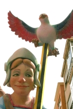 Las fallas ya lucen en sus emplazamientos.