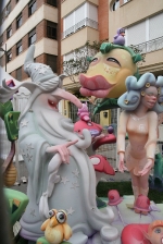 Las fallas ya lucen en sus emplazamientos.