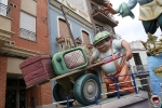 Las fallas ya lucen en sus emplazamientos.