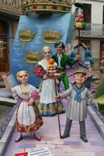 Las fallas ya lucen en sus emplazamientos.
