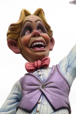 Las fallas ya lucen en sus emplazamientos.
