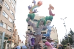 Las fallas ya lucen en sus emplazamientos.