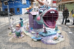 Las fallas ya lucen en sus emplazamientos.