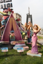 Las fallas ya lucen en sus emplazamientos.