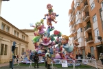 Las fallas ya lucen en sus emplazamientos.