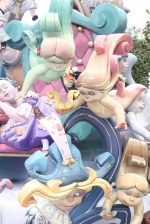 Las fallas ya lucen en sus emplazamientos.