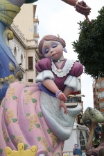 Las fallas ya lucen en sus emplazamientos.