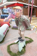 Las fallas ya lucen en sus emplazamientos.