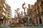 Las fallas ya lucen en sus emplazamientos.