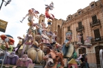 Las fallas ya lucen en sus emplazamientos.