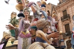Las fallas ya lucen en sus emplazamientos.